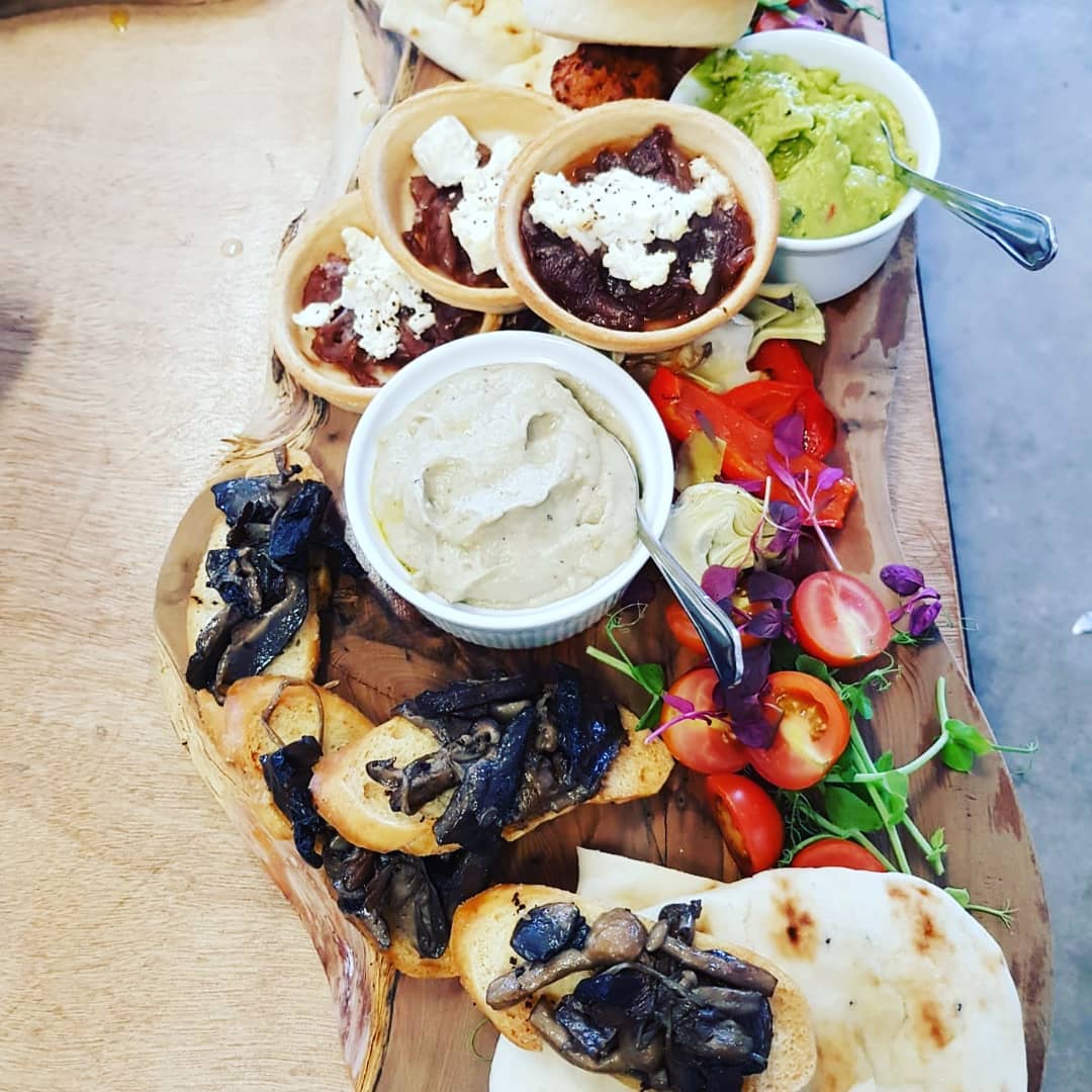 Sharing Plank Platters